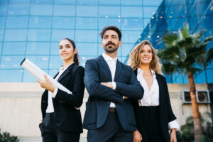 Leading with Vision Creating and Communicating a Compelling Mission